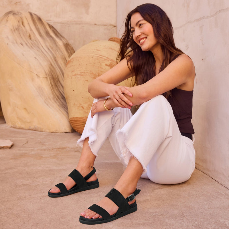 On figure image of the black Marin sandal On figure image of the black Marin sandal