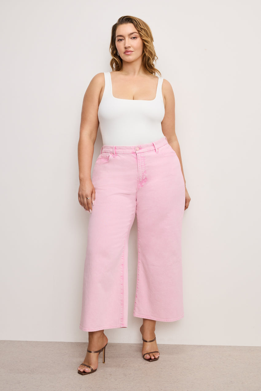 GOOD WAIST CROPPED PALAZZO JEANS | MINERAL ROSE QUARTZ001 View 6 - model: Size 16 |